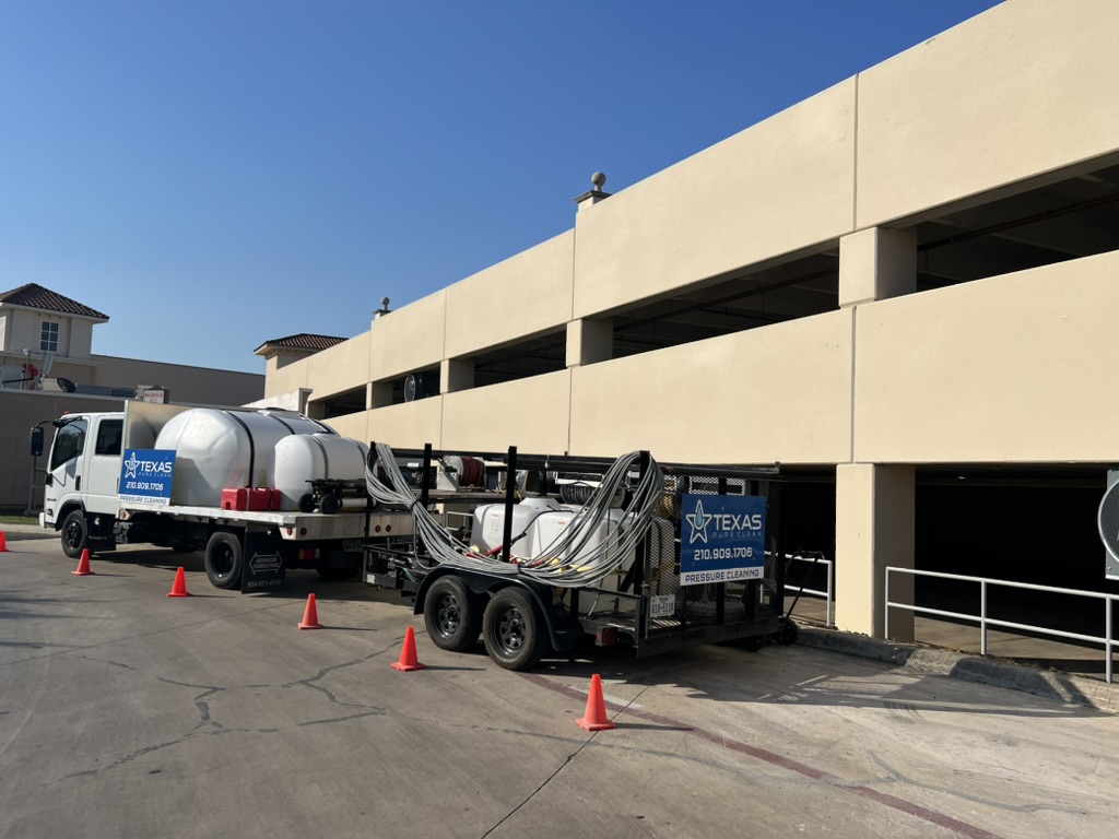 Commercial Pressure Washing
